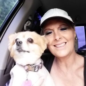 Meet your Posher, Tina